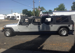 Illustration for article titled For $16,995, Will This 2004 Jeep Wrangler Prove To Be Long On Value?